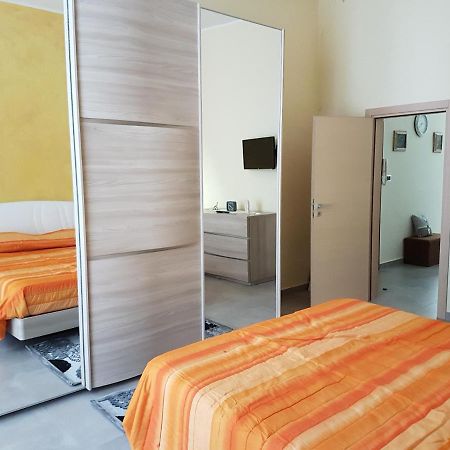 Casa Chic Apartment Барлета Екстериор снимка